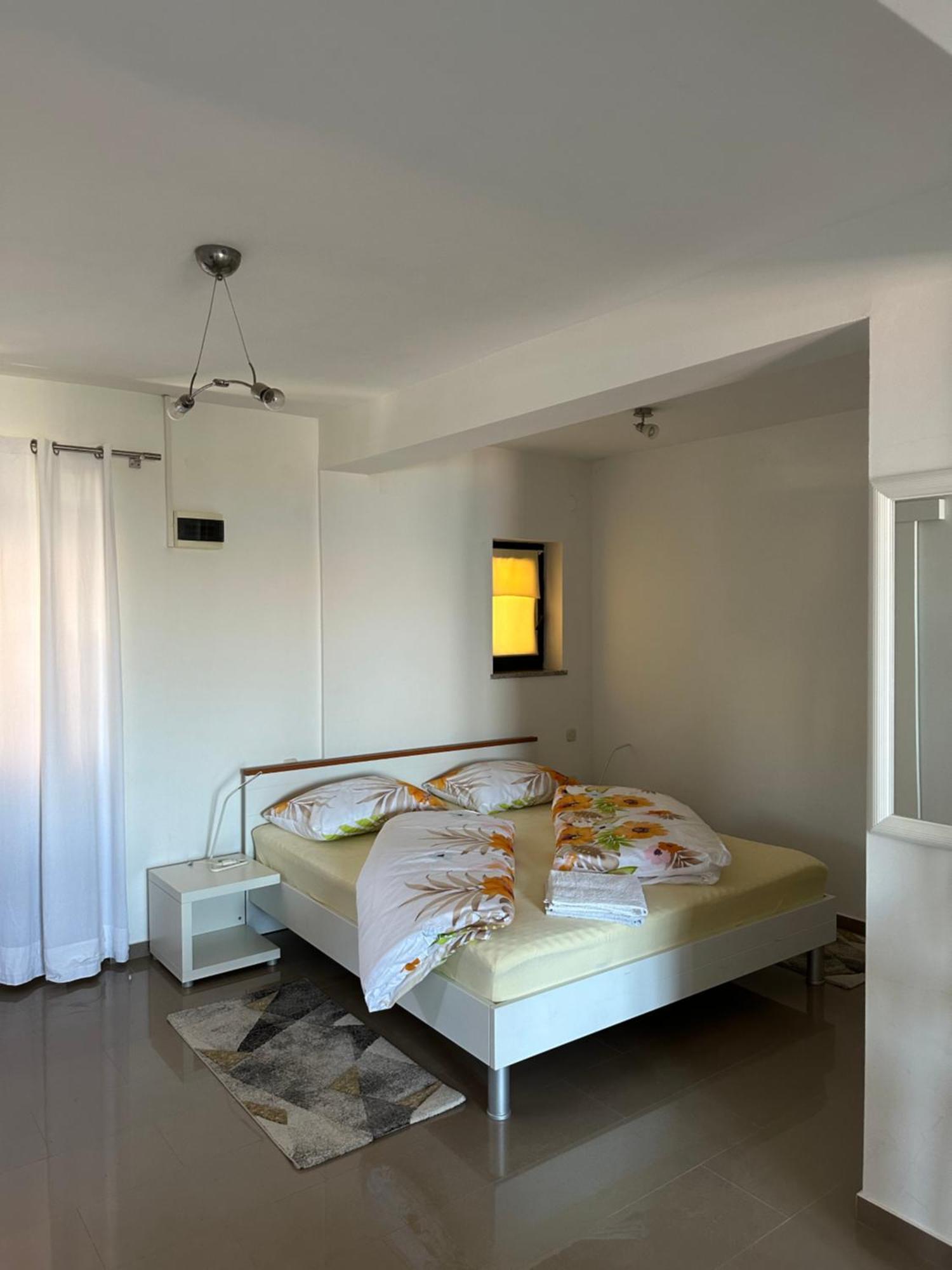 Villa Beba - Apartments Сень Екстер'єр фото